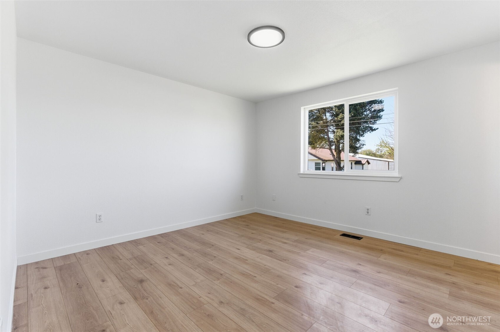 751 SW William Avenue , Chehalis, WA 98532