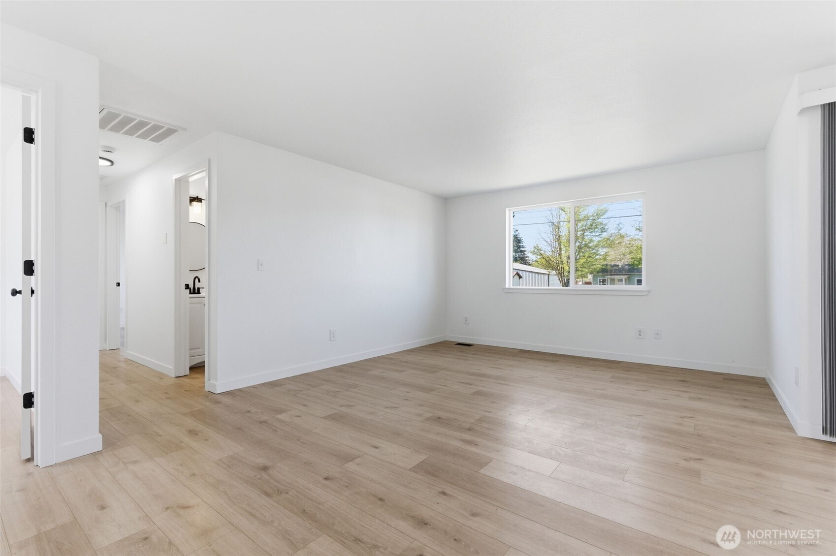 751 SW William Avenue , Chehalis, WA 98532