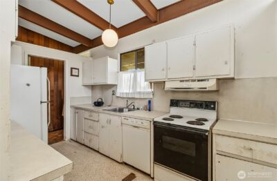 4704 Alger Avenue , Everett, WA 98203 - Photo 8