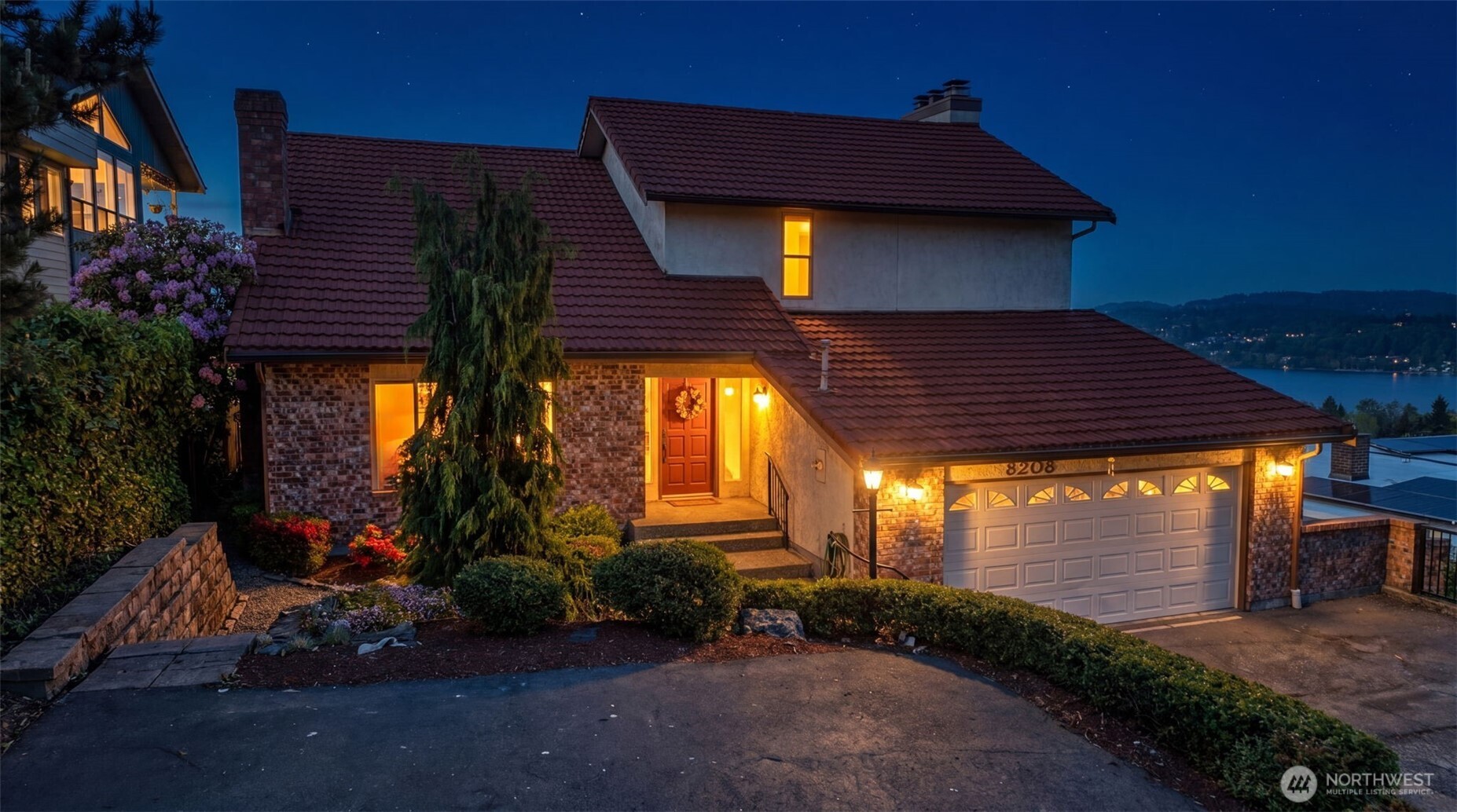 8208 S 124th Street , Seattle, WA 98178