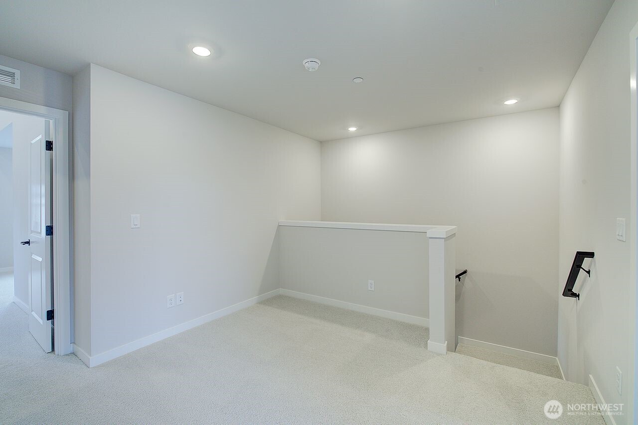 8609 Soper Hill Road #D129, Marysville, WA 98270