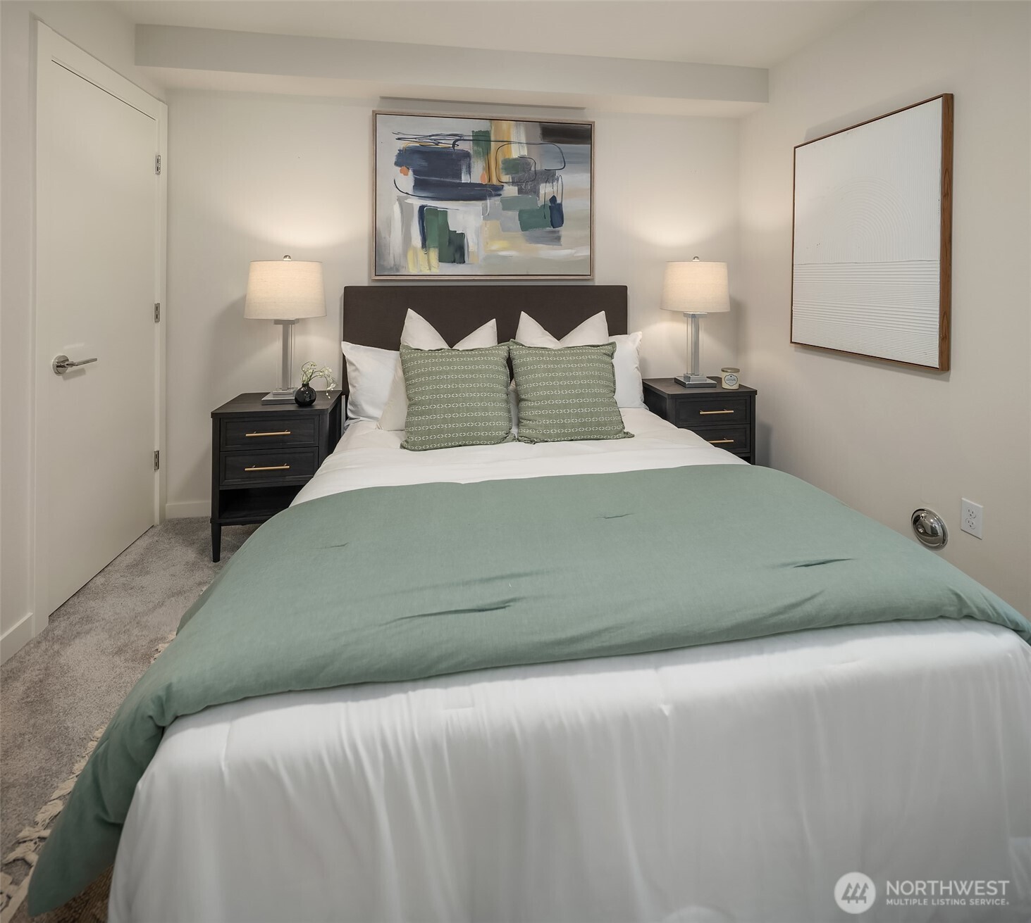 105 NW 39th Street #D, Seattle, WA 98107