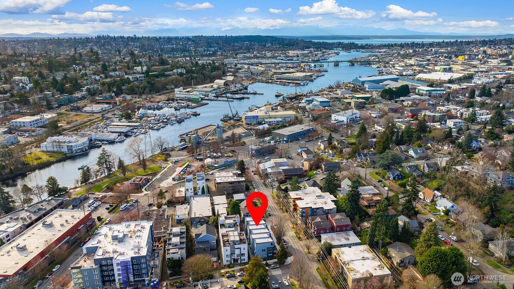 105 NW 39th Street #D, Seattle, WA 98107