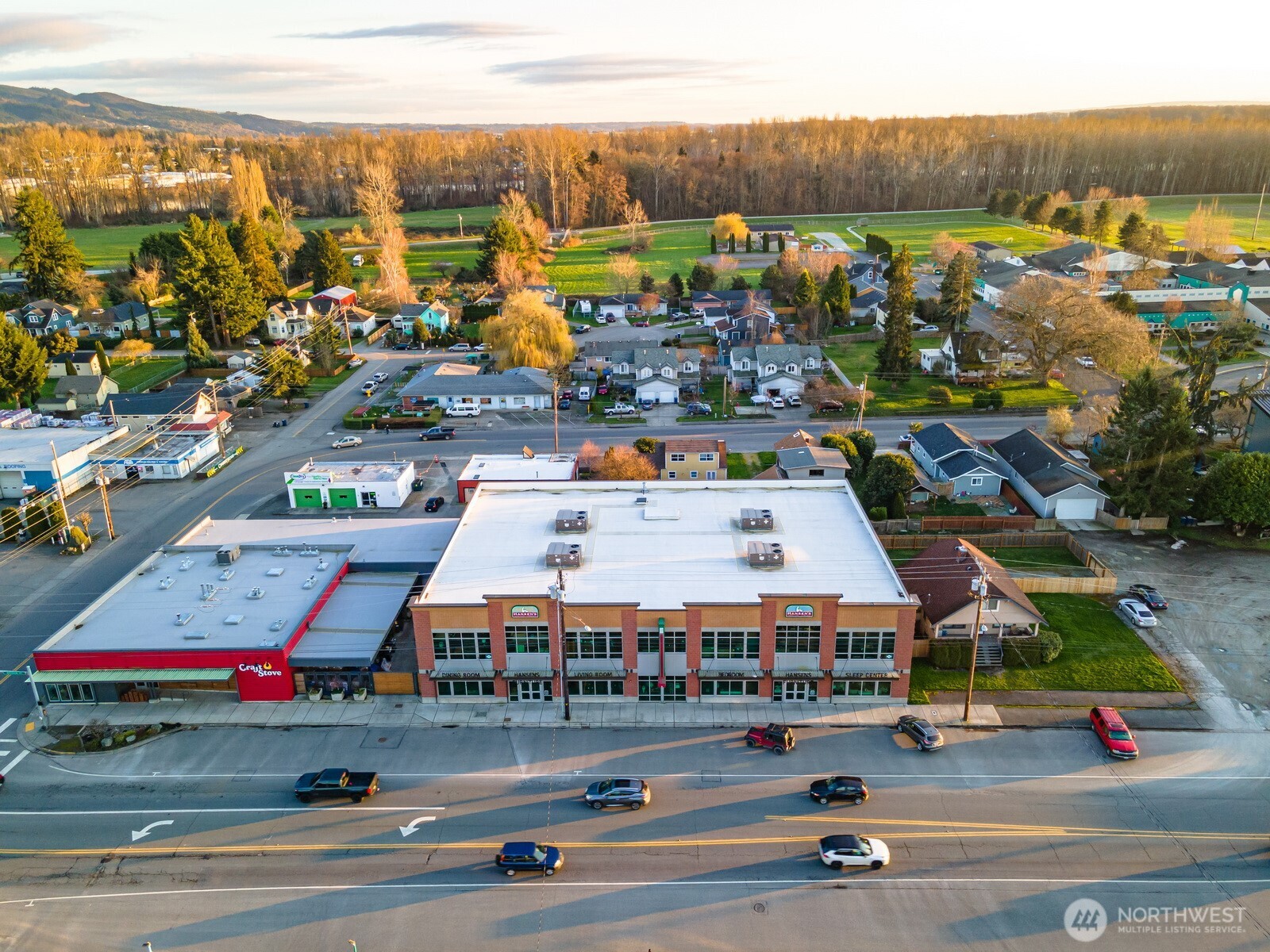 916 W Division , Mount Vernon, WA 98273