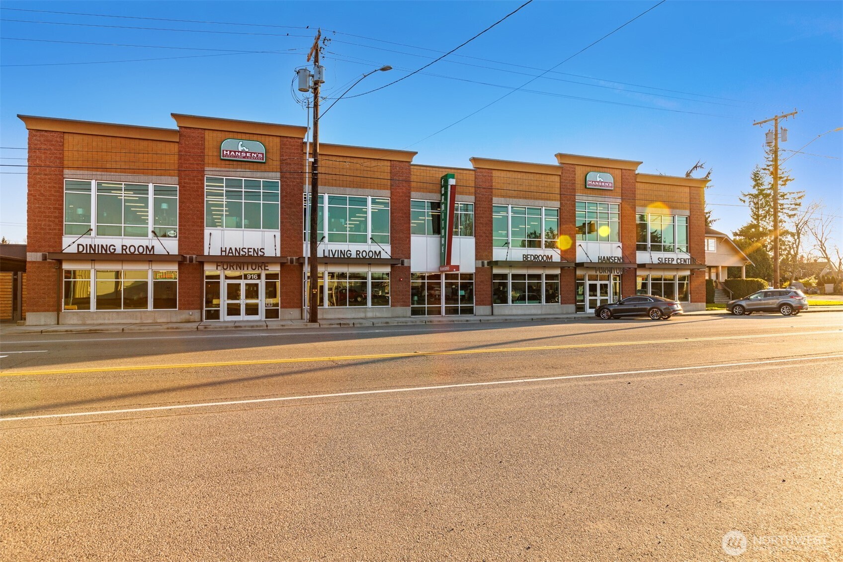 916 W Division , Mount Vernon, WA 98273