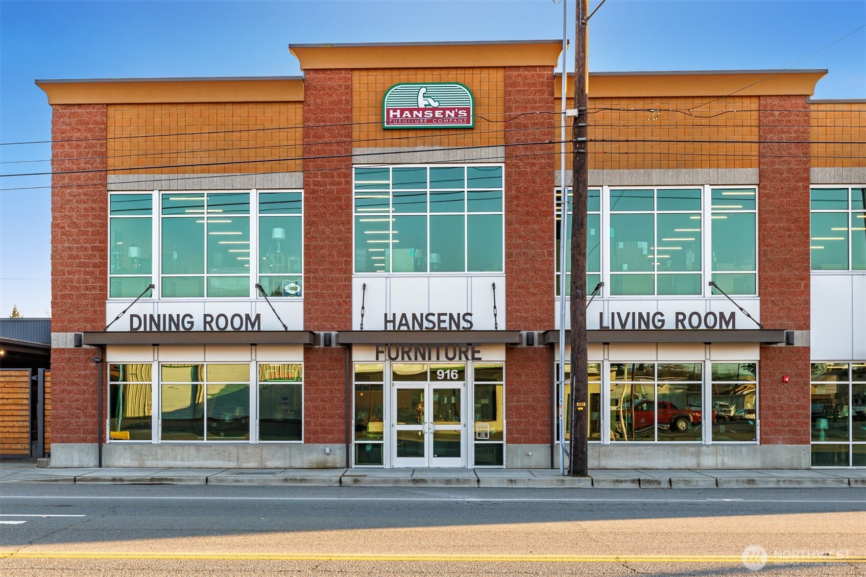 916 W Division , Mount Vernon, WA 98273