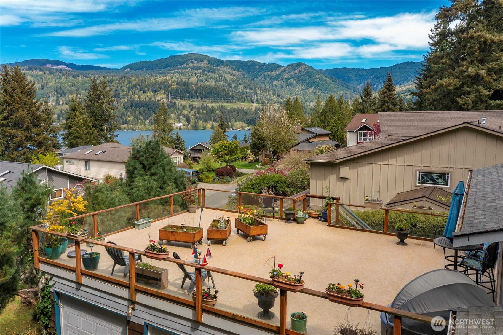 69 North Point Drive , Bellingham, WA 98229