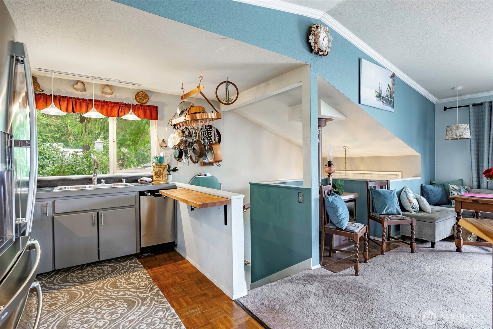 69 North Point Drive , Bellingham, WA 98229