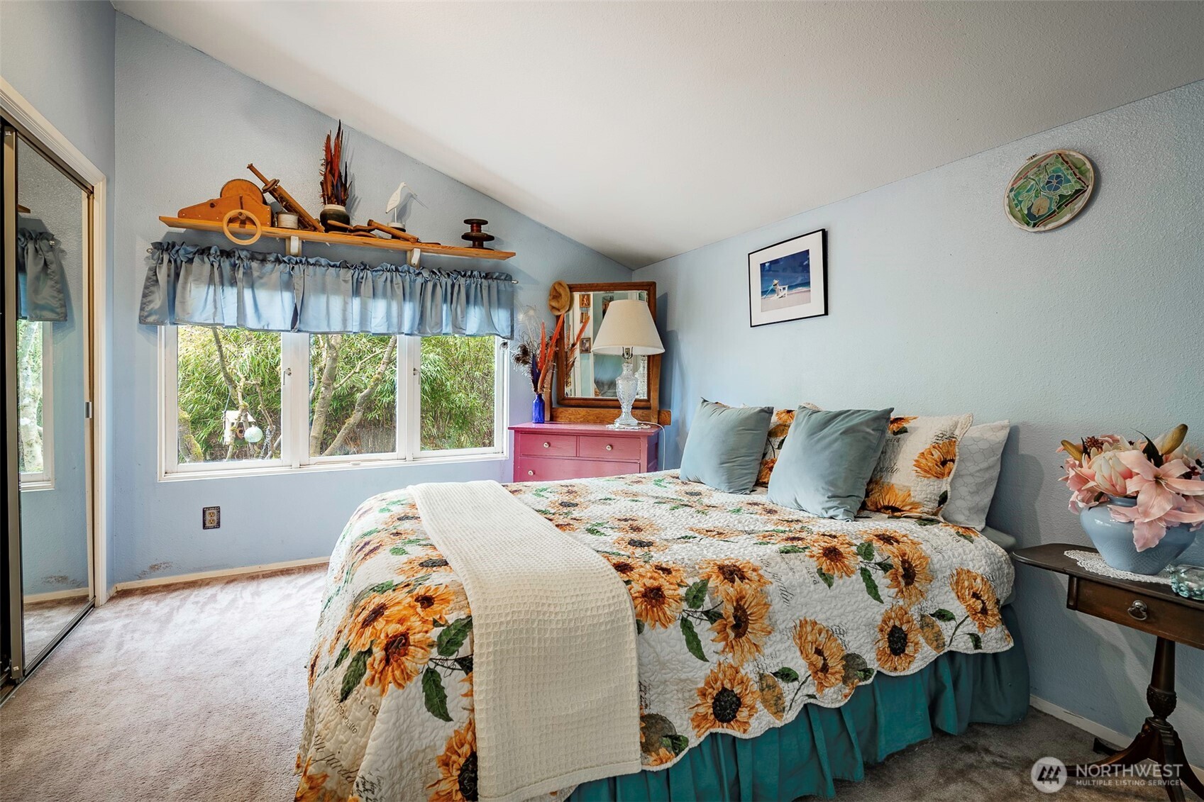 69 North Point Drive , Bellingham, WA 98229
