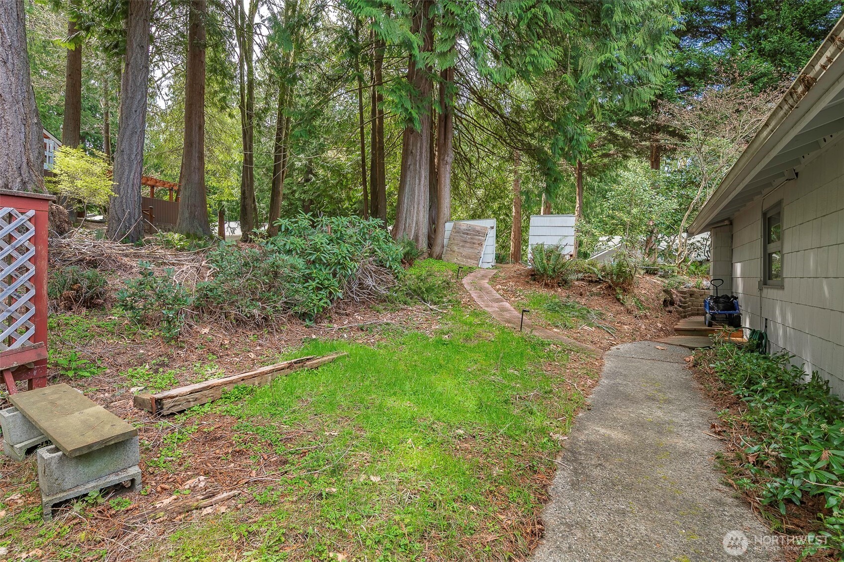 69 North Point Drive , Bellingham, WA 98229
