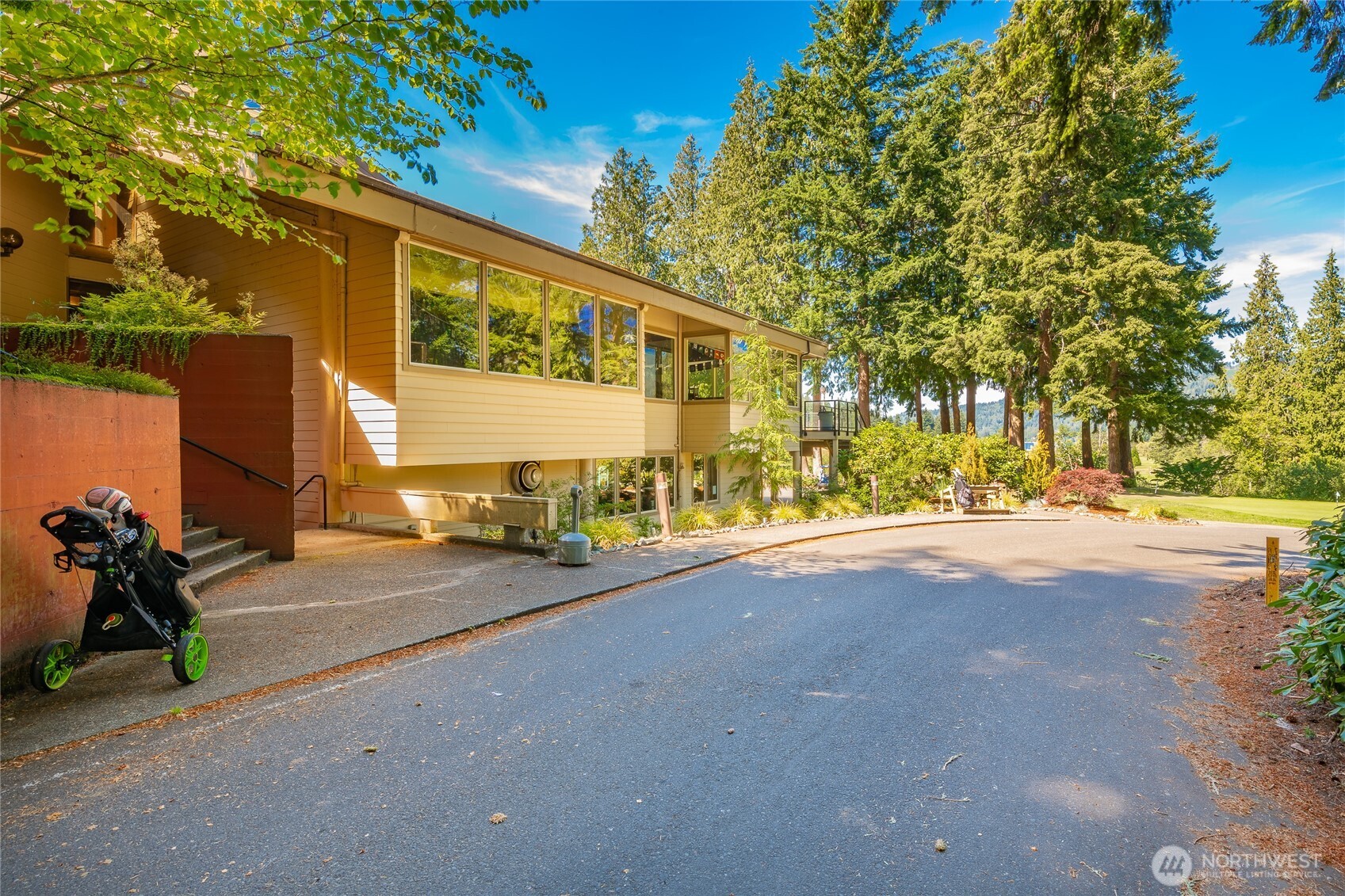 69 North Point Drive , Bellingham, WA 98229