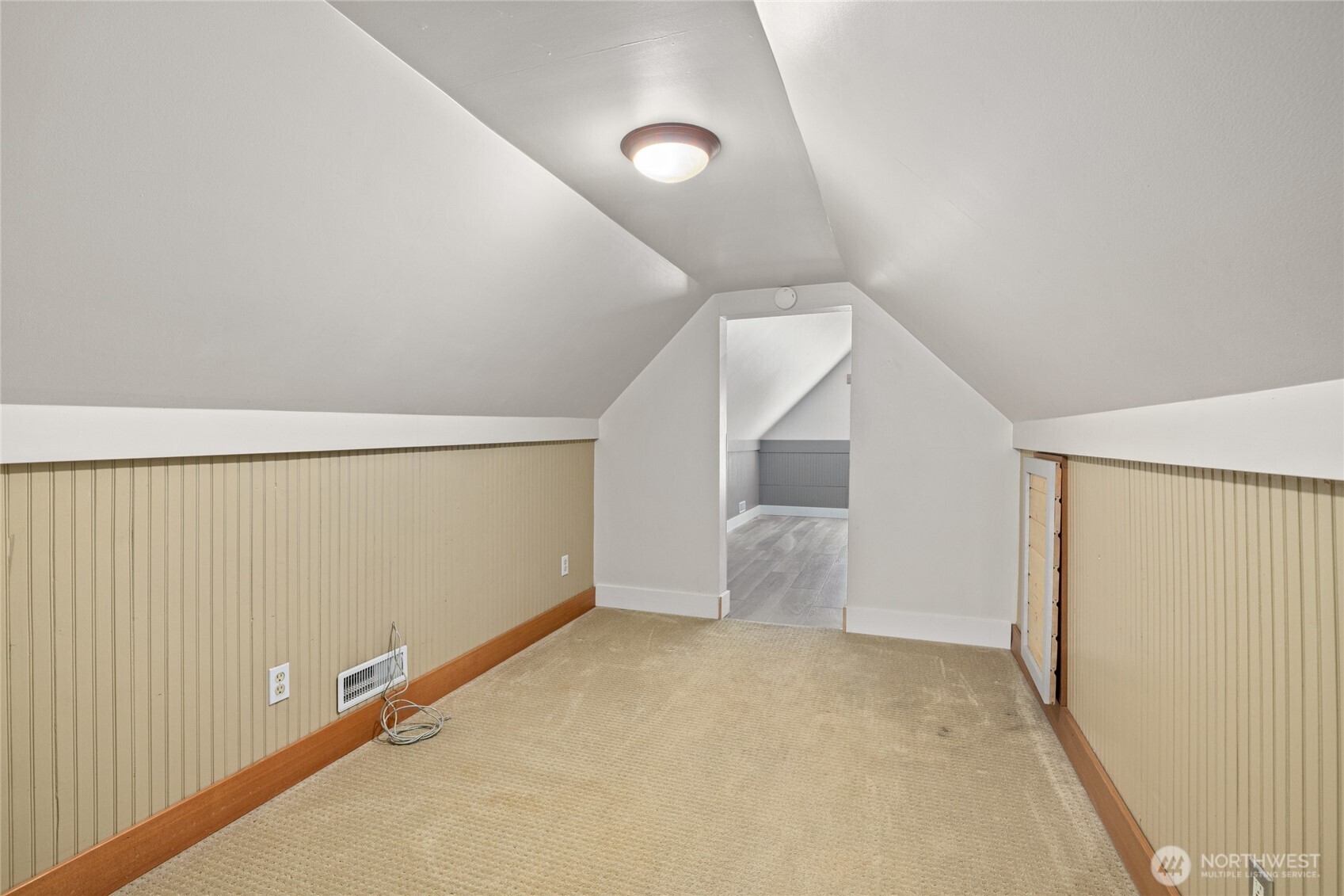 313 S 2nd Street , Roslyn, WA 98941