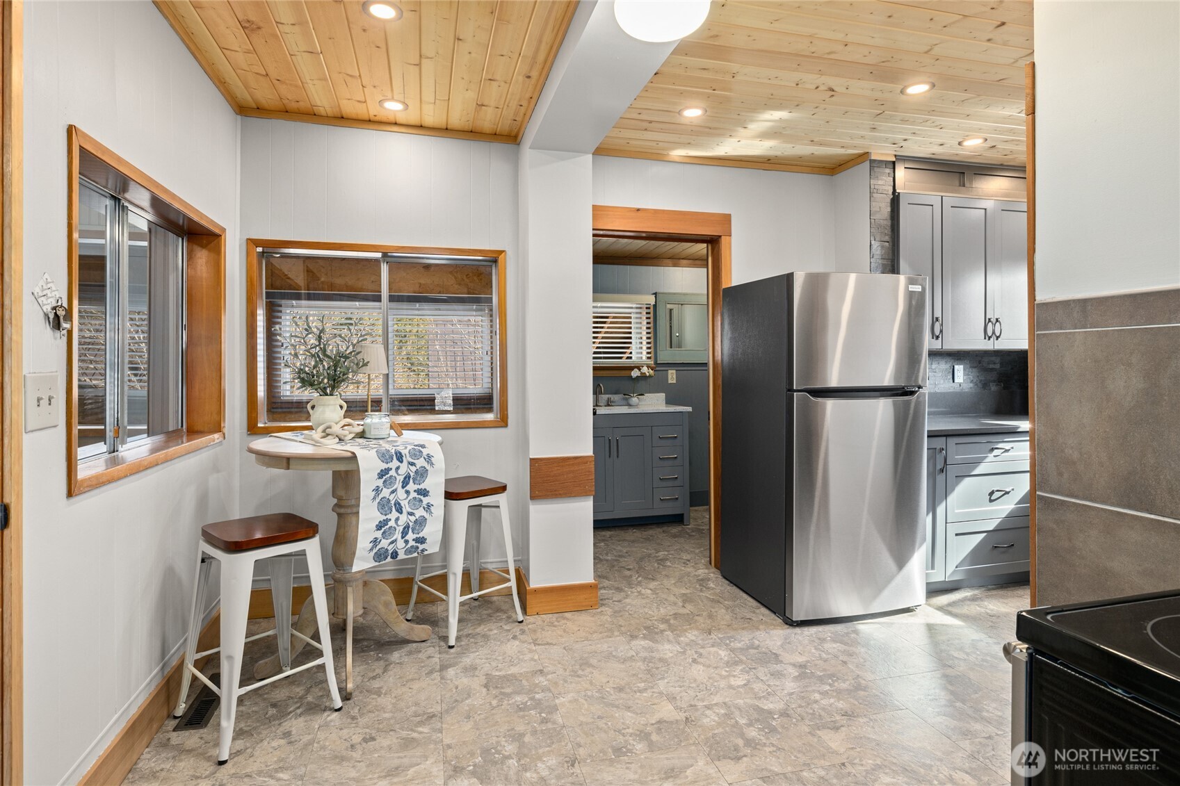 313 S 2nd Street , Roslyn, WA 98941
