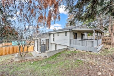 809 N Kenroy Terrace , East Wenatchee, WA 98802 - Photo 2