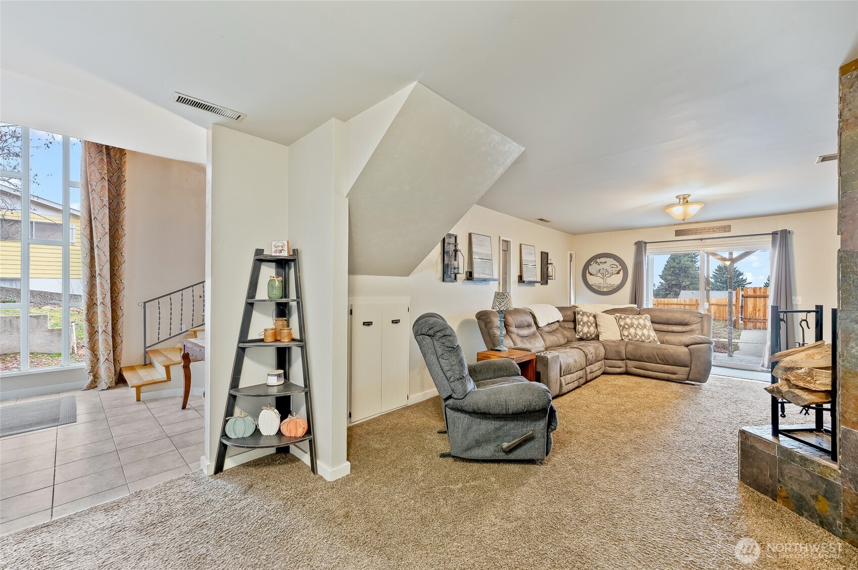 809 N Kenroy Terrace , East Wenatchee, WA 98802