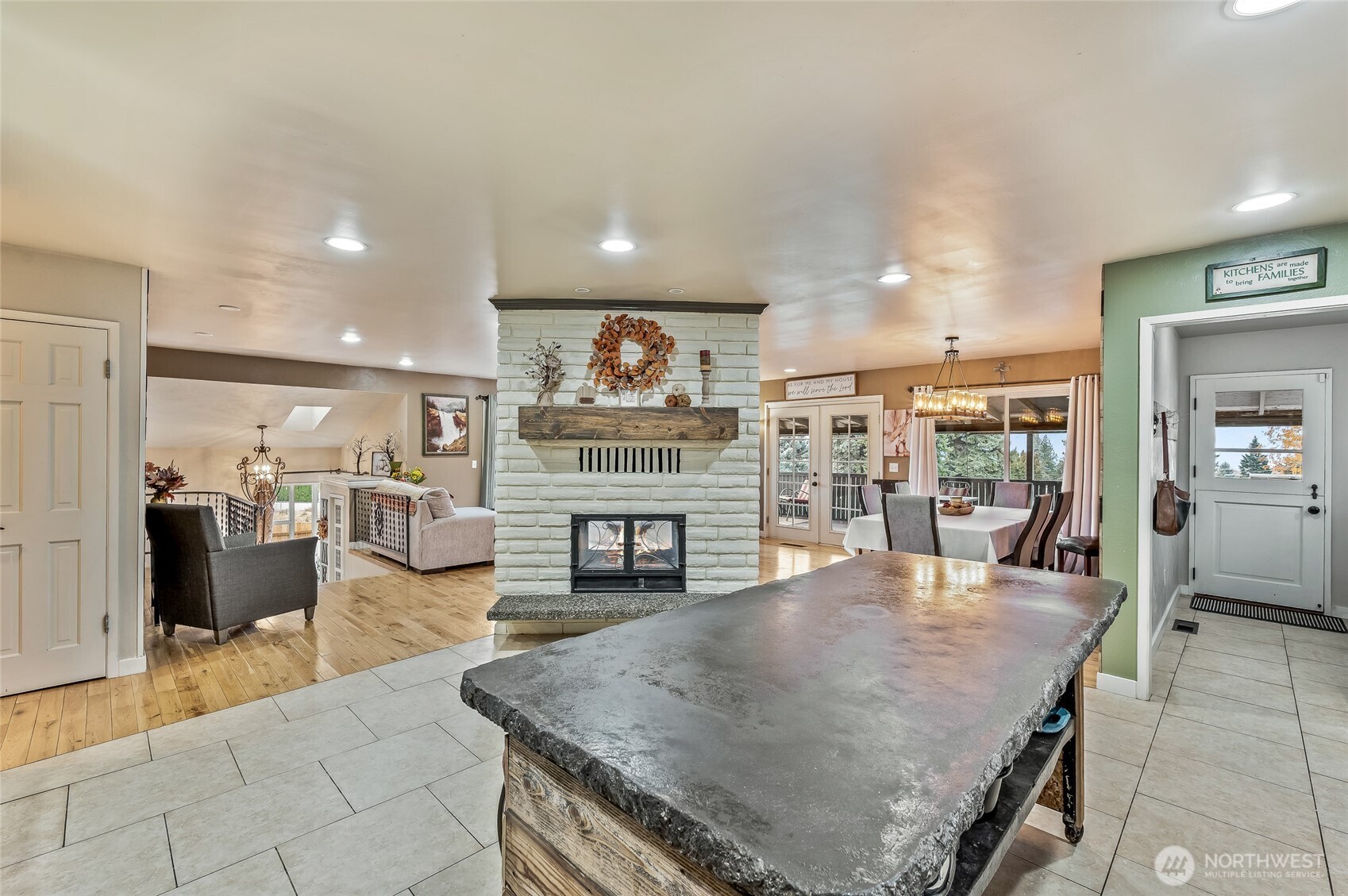 809 N Kenroy Terrace , East Wenatchee, WA 98802