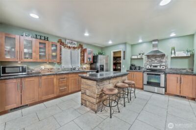 809 N Kenroy Terrace , East Wenatchee, WA 98802 - Photo 8