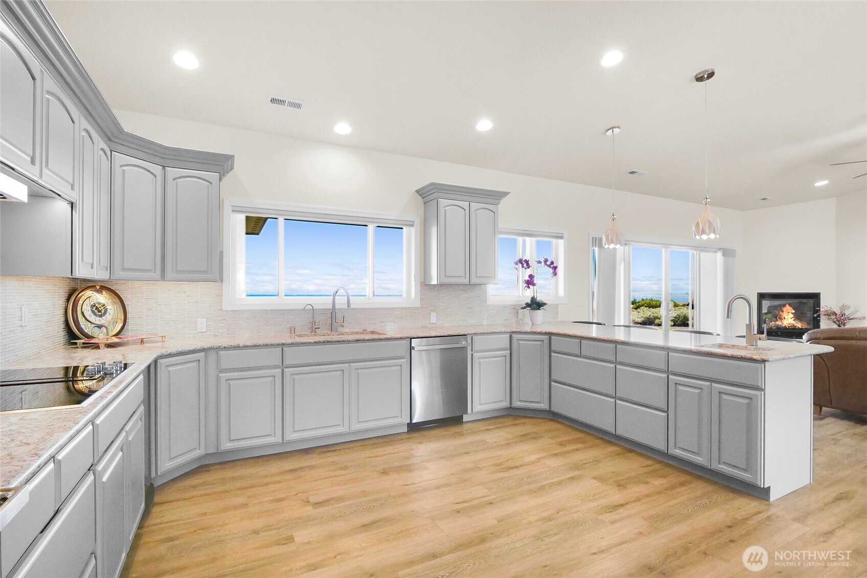 6820 Road 8.8 SE, Othello, WA 99344