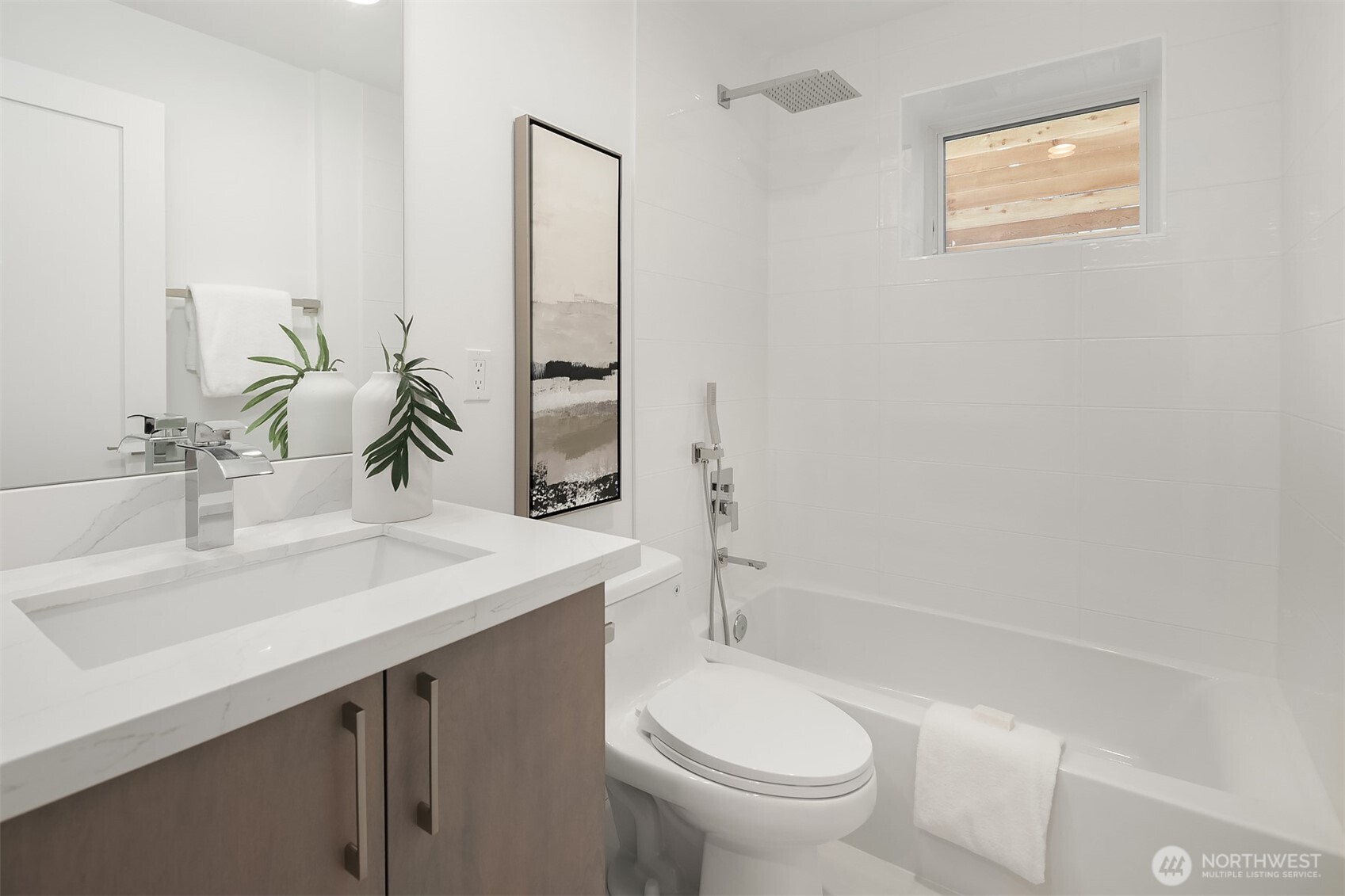 6530 102nd Place NE, Kirkland, WA 98033
