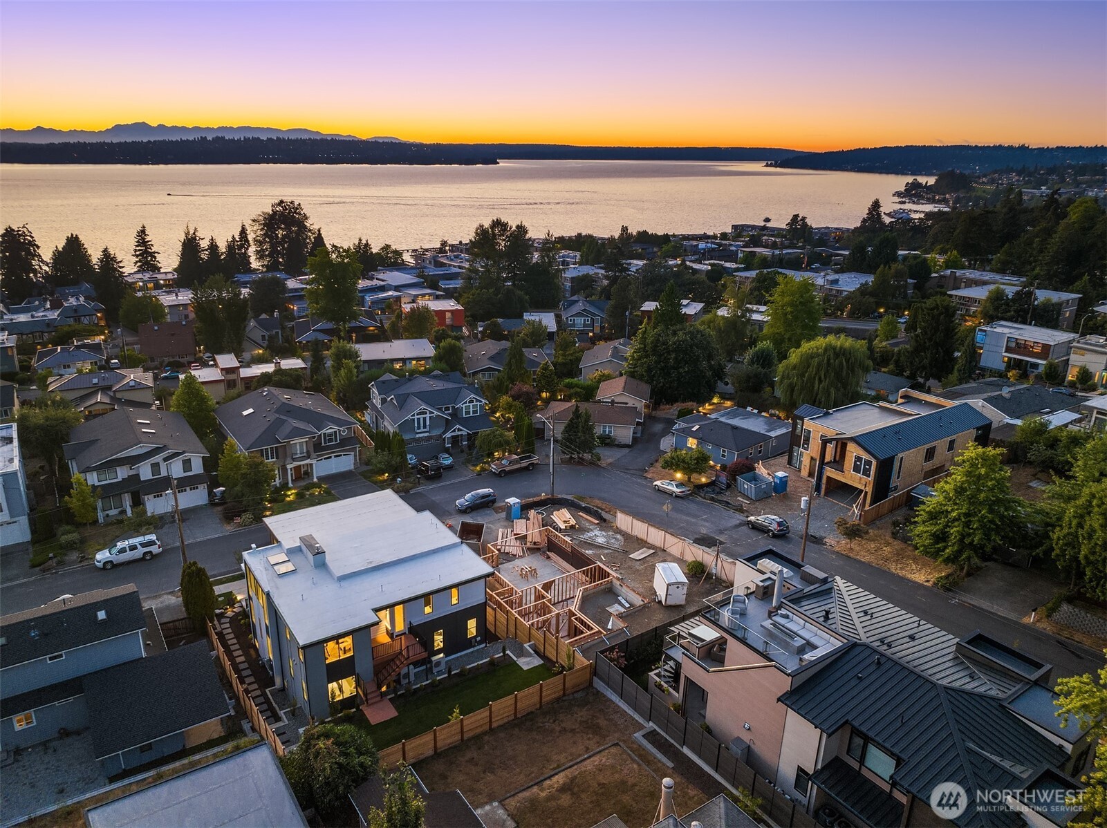 6530 102nd Place NE, Kirkland, WA 98033