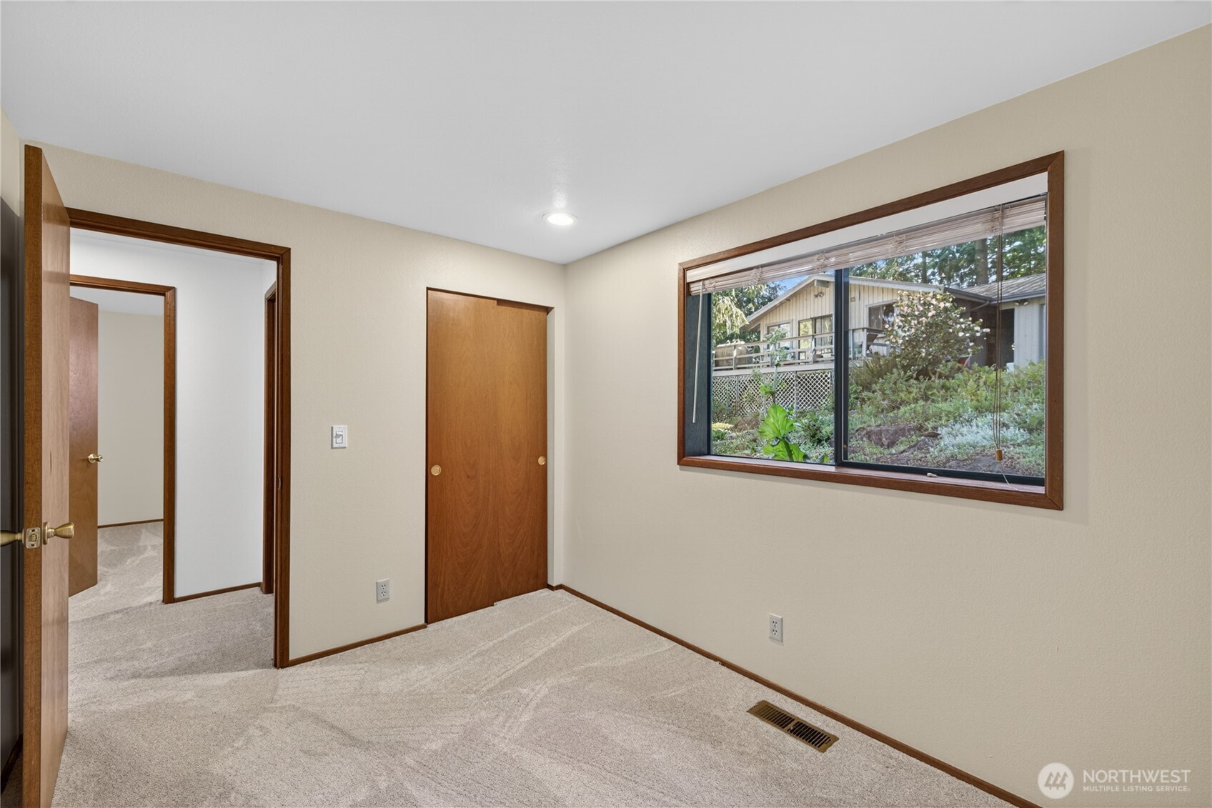 271 Elwha Drive , La Conner, WA 98257-9604