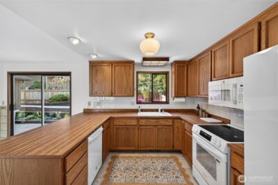 271 Elwha Drive , La Conner, WA 98257-9604 - Photo 8