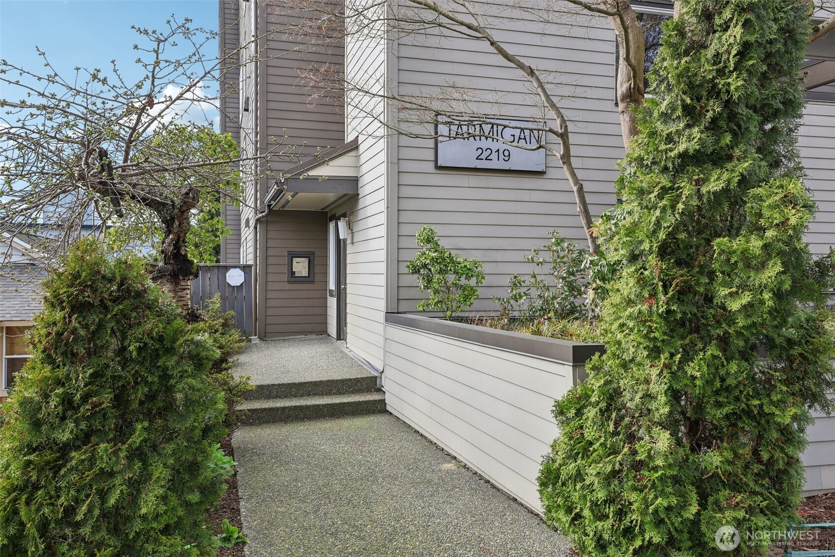 2219 14th Avenue W #304, Seattle, WA 98119