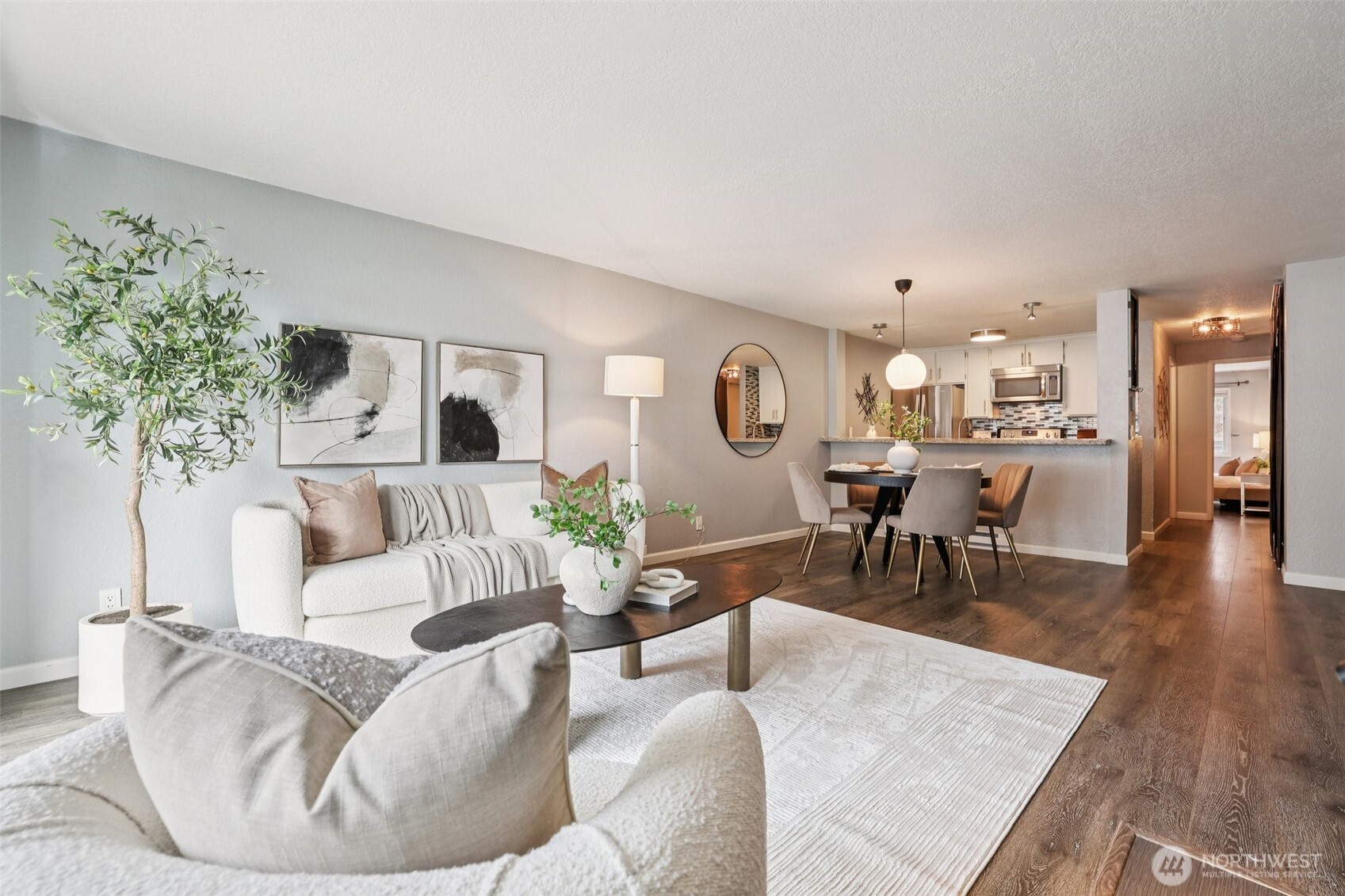 2219 14th Avenue W #304, Seattle, WA 98119