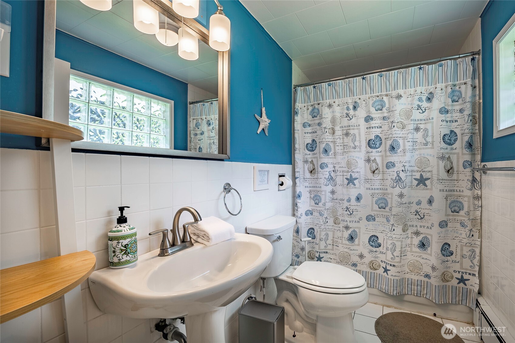 5941 Normar Place , Blaine, WA 98230