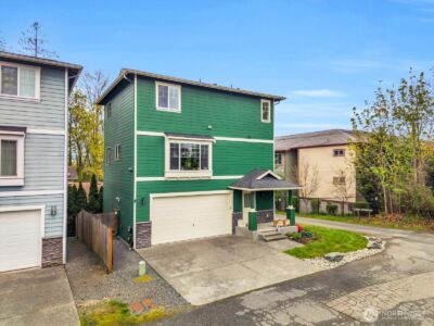 1011 94th Drive NE, Lake Stevens, WA 98258 - Photo 2