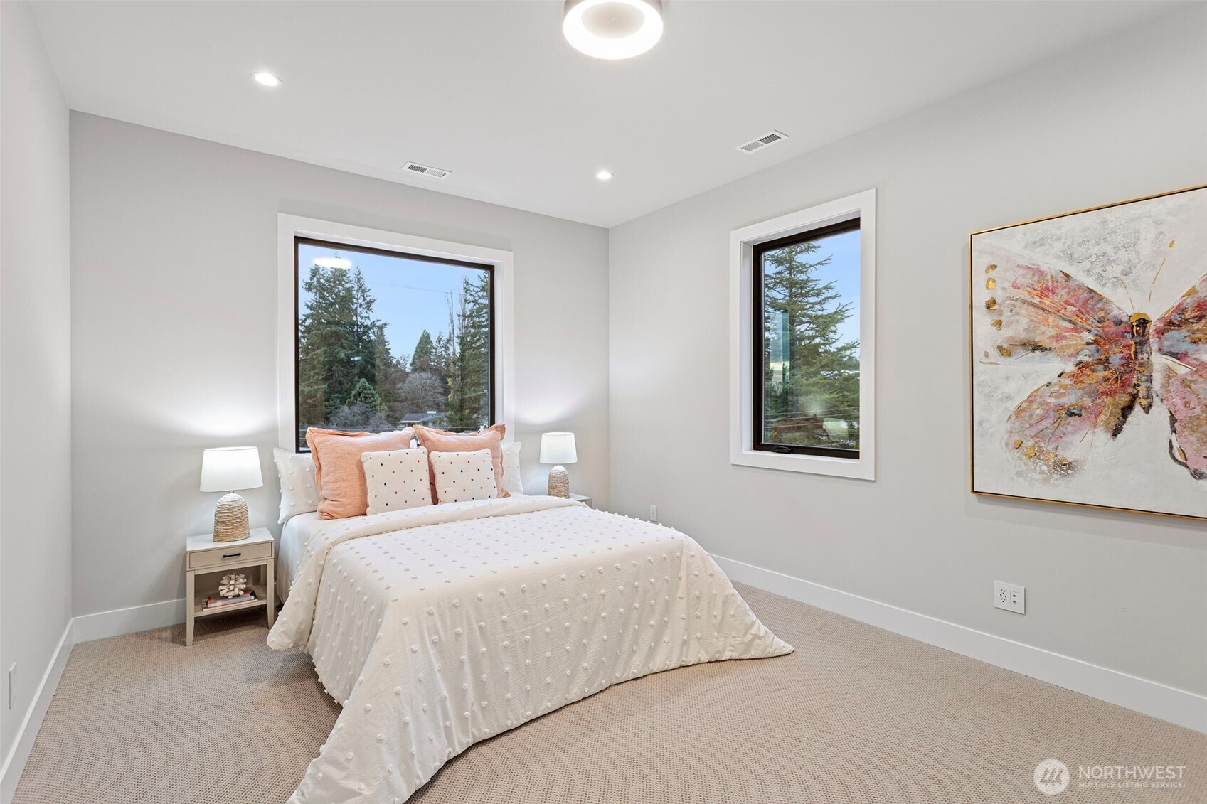 14 158th Place NE, Bellevue, WA 98008