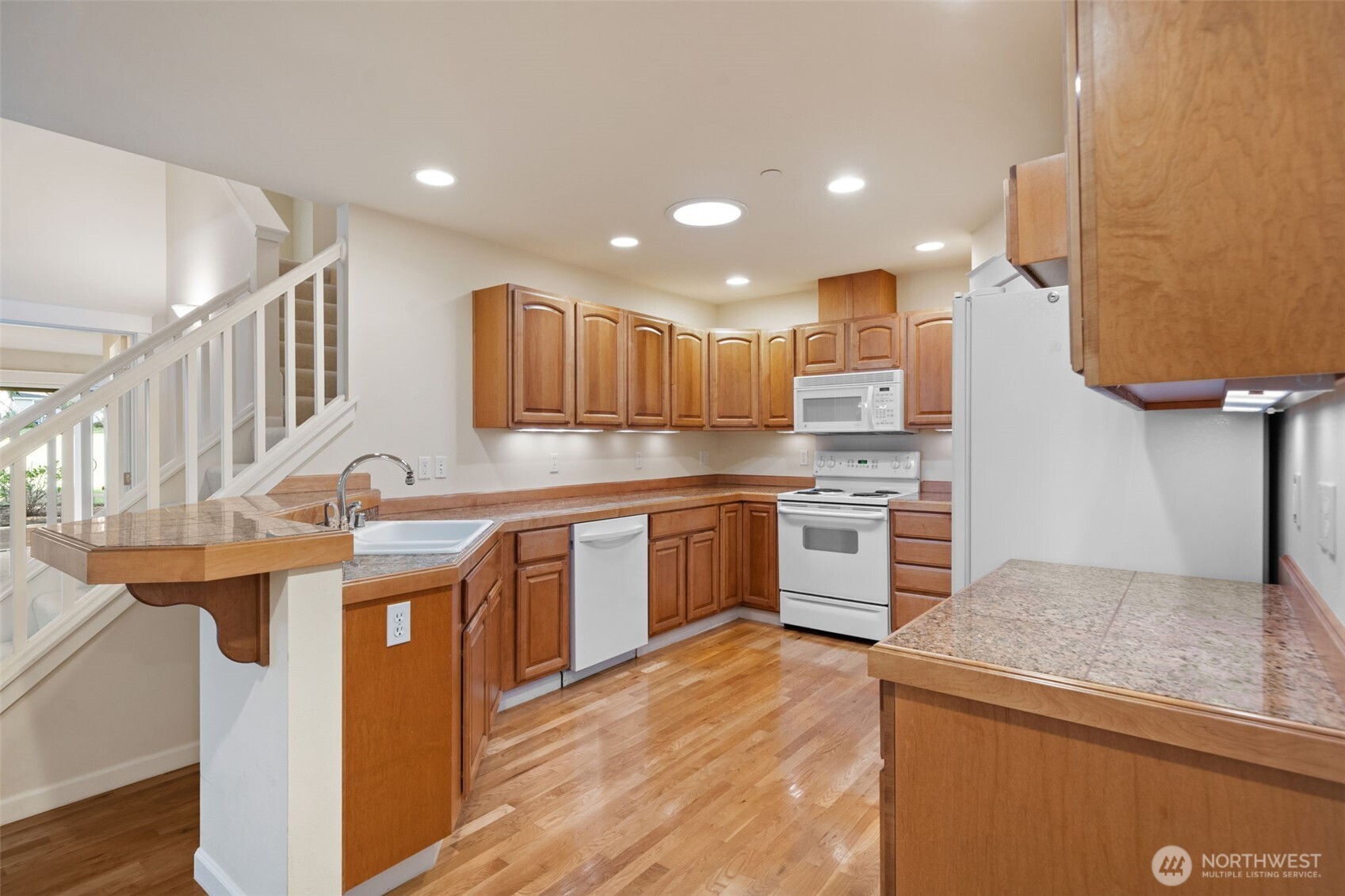 160 E Soderberg Road #C7, Allyn, WA 98524