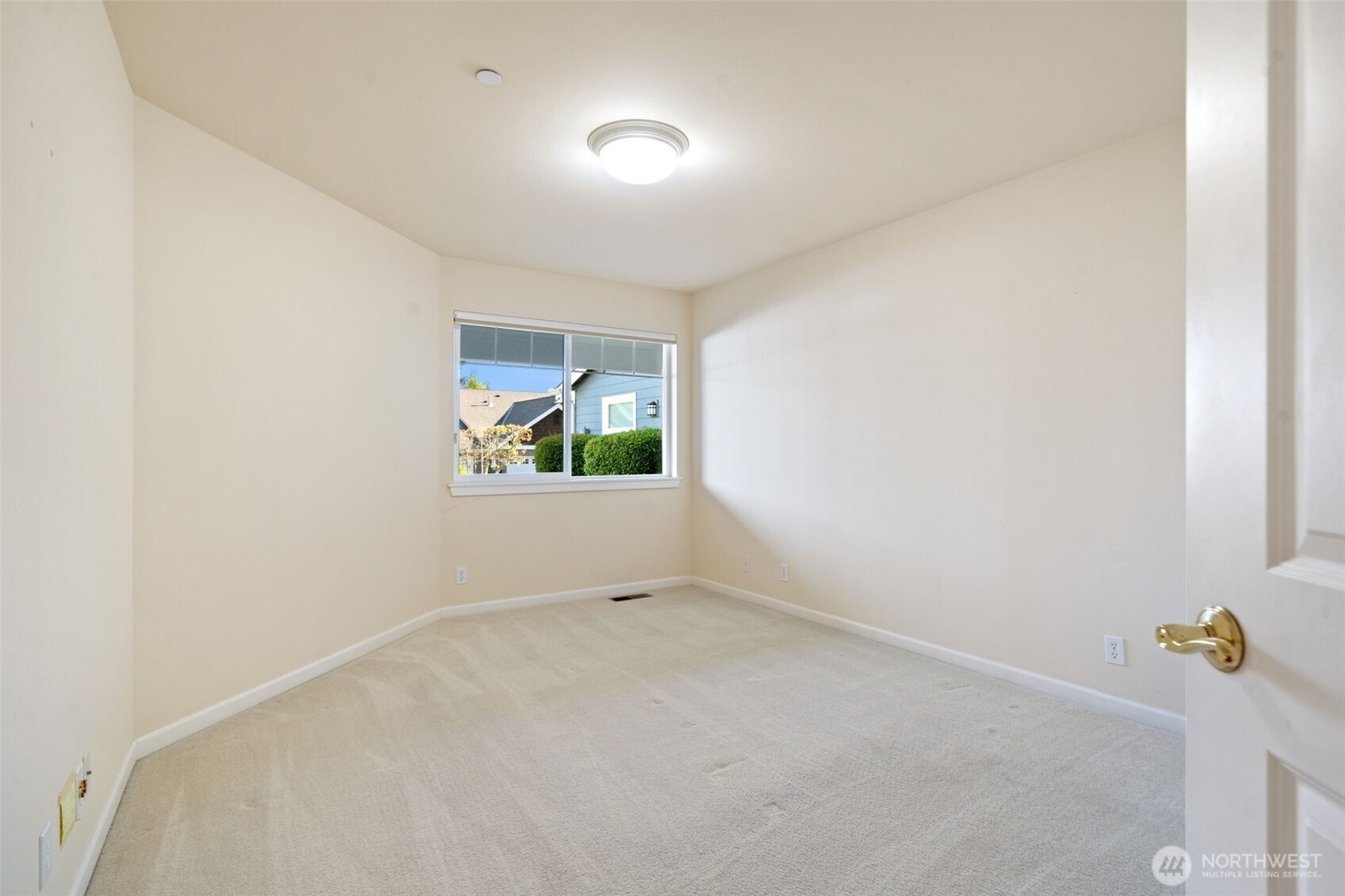 160 E Soderberg Road #C7, Allyn, WA 98524