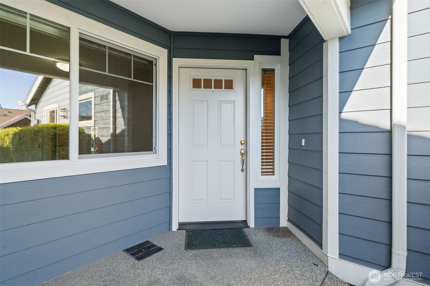 160 E Soderberg Road #C7, Allyn, WA 98524