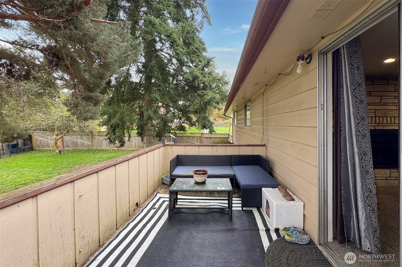 2717 S Laurel Street , Port Angeles, WA 98362