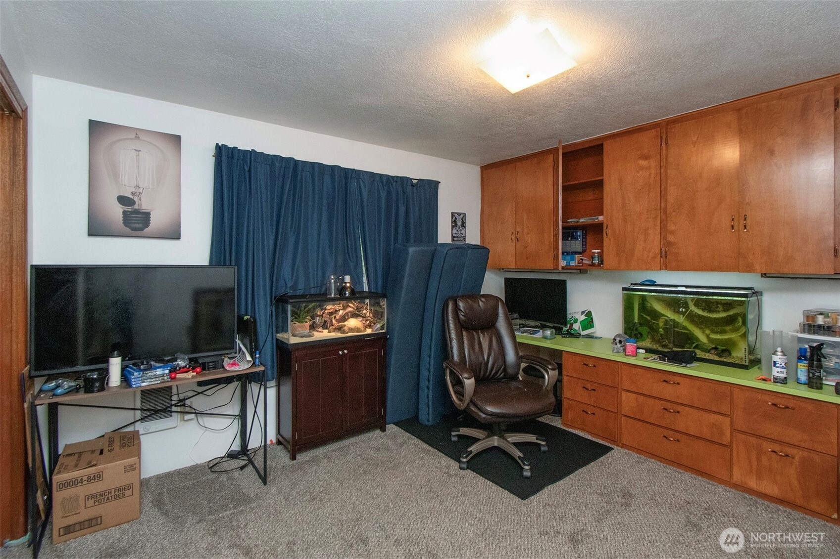 2717 S Laurel Street , Port Angeles, WA 98362
