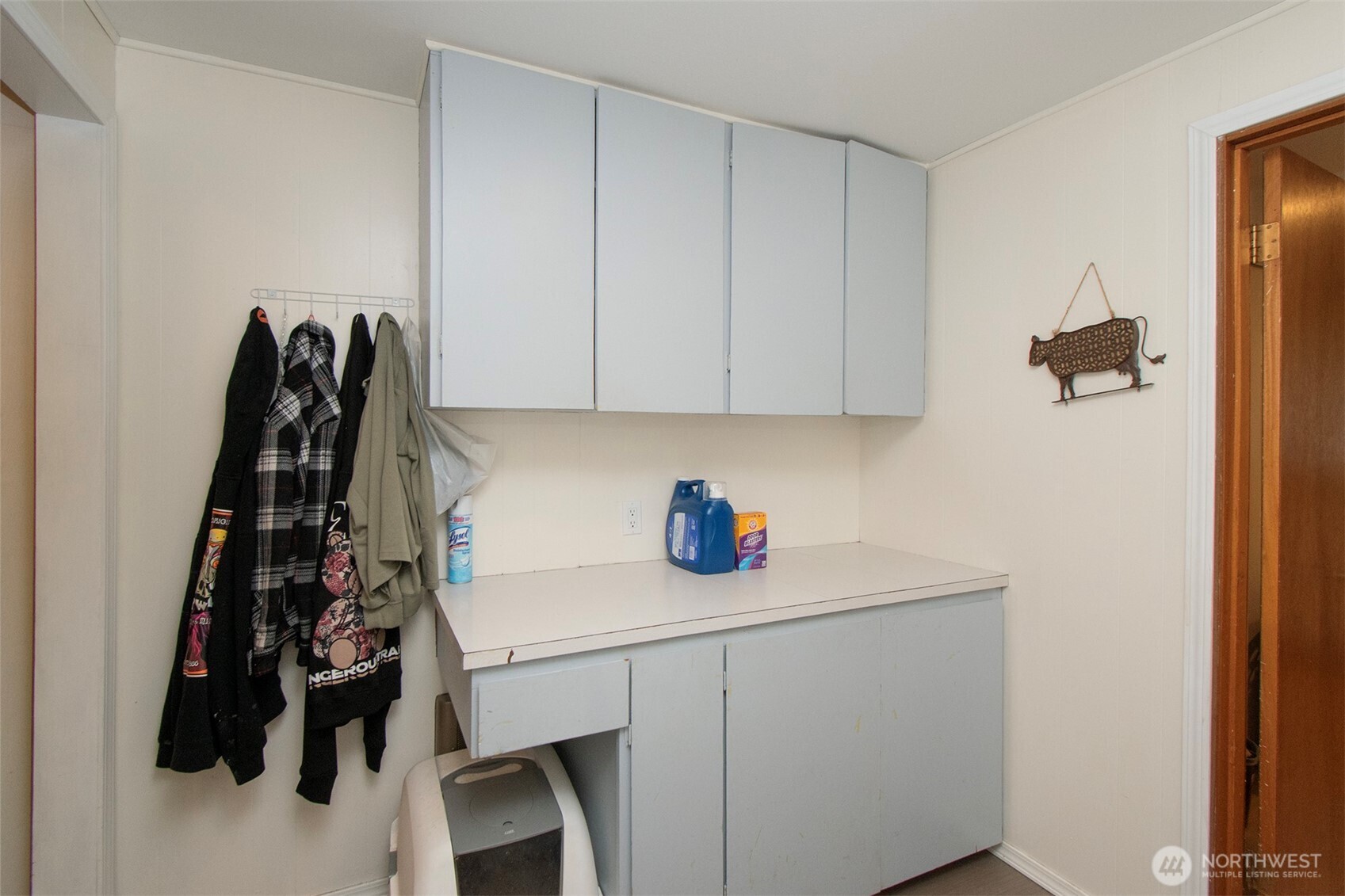 2717 S Laurel Street , Port Angeles, WA 98362