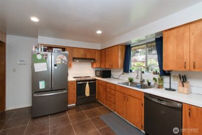 2717 S Laurel Street , Port Angeles, WA 98362 - Photo 3