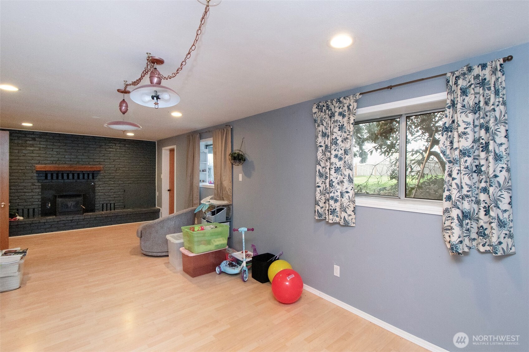 2717 S Laurel Street , Port Angeles, WA 98362