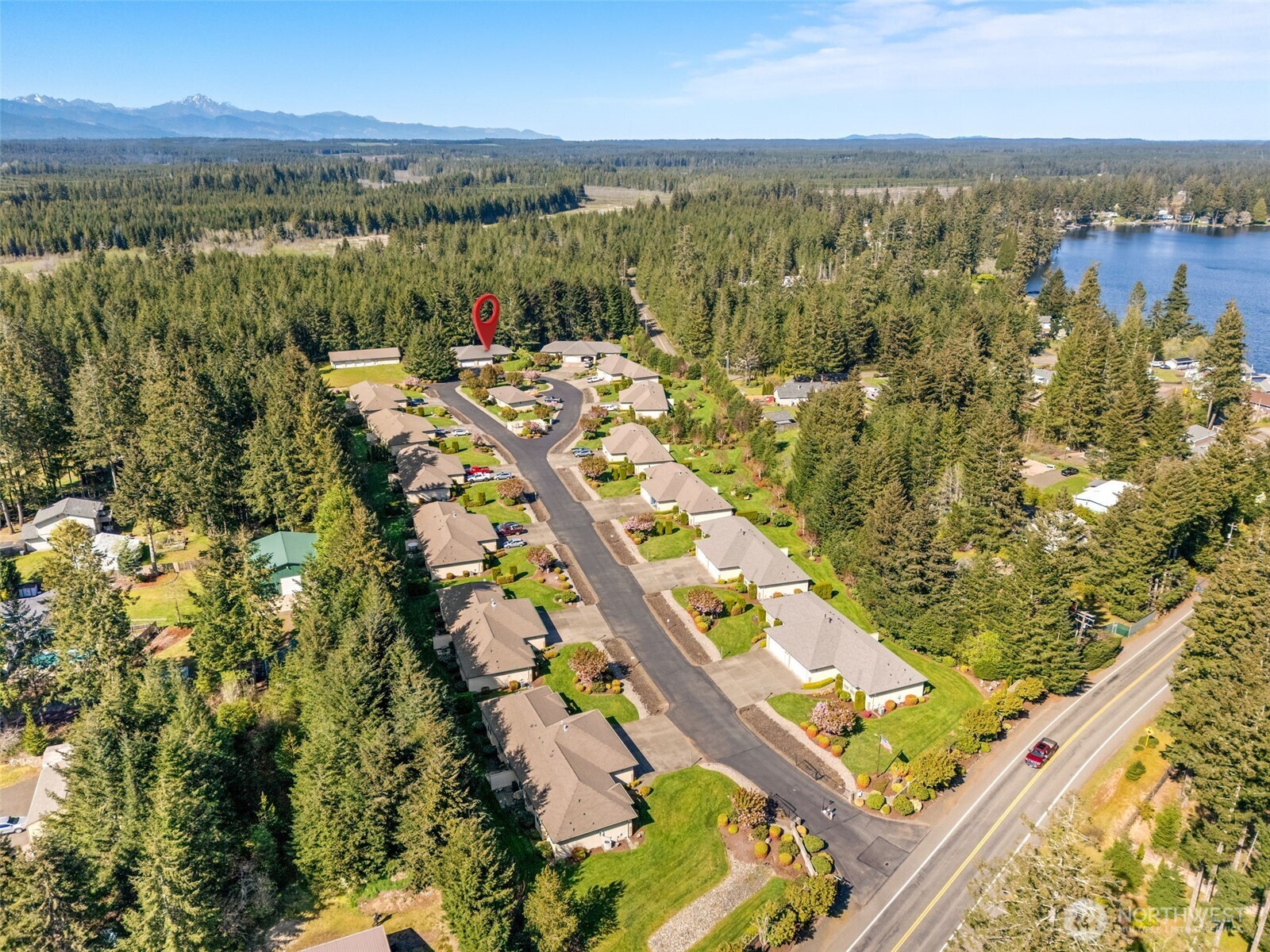 170 E Beaumont Drive #B, Shelton, WA 98584
