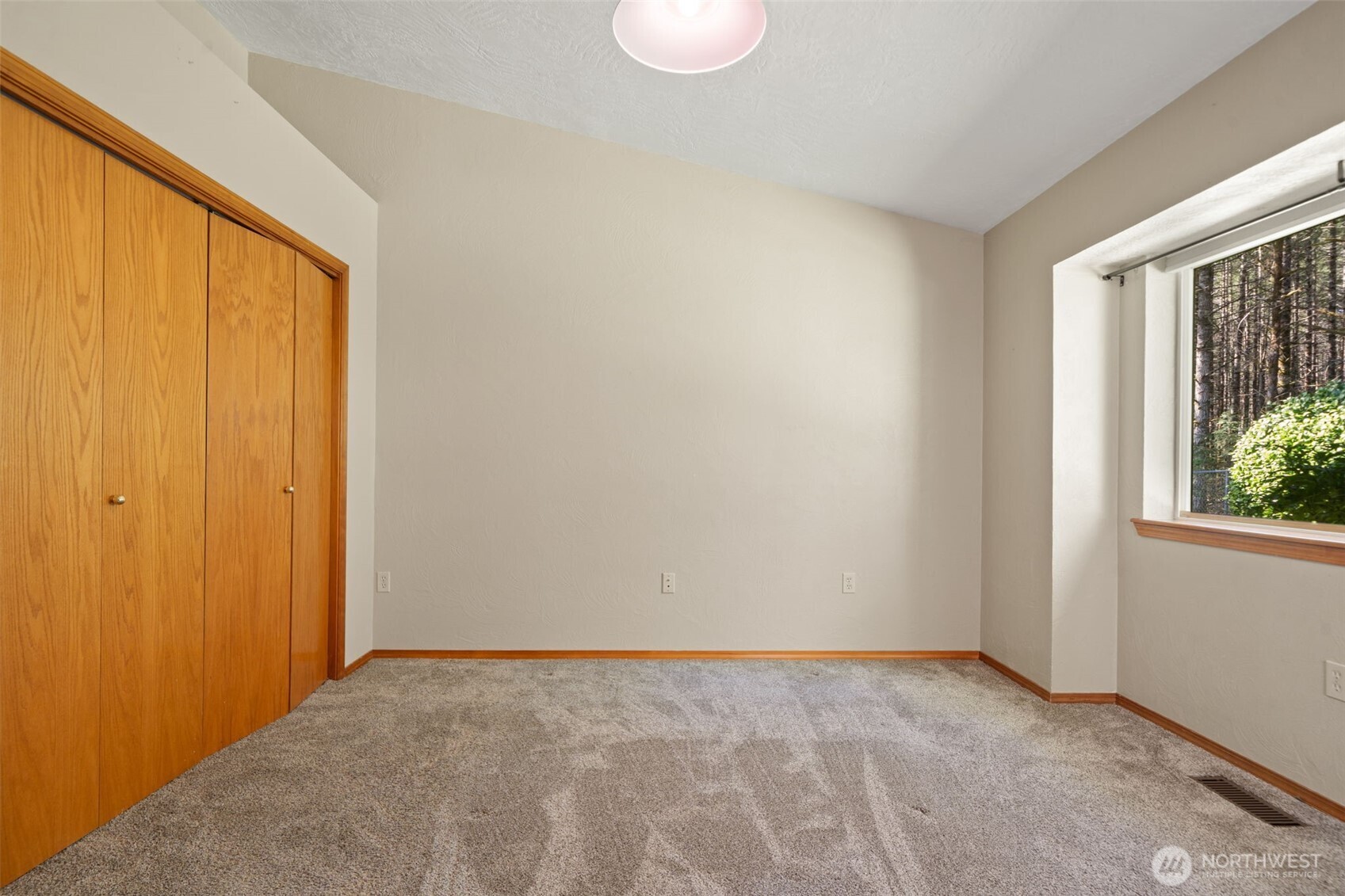 170 E Beaumont Drive #B, Shelton, WA 98584