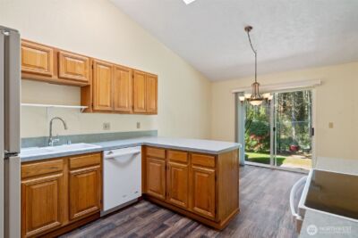 170 E Beaumont Drive #B, Shelton, WA 98584 - Photo 9