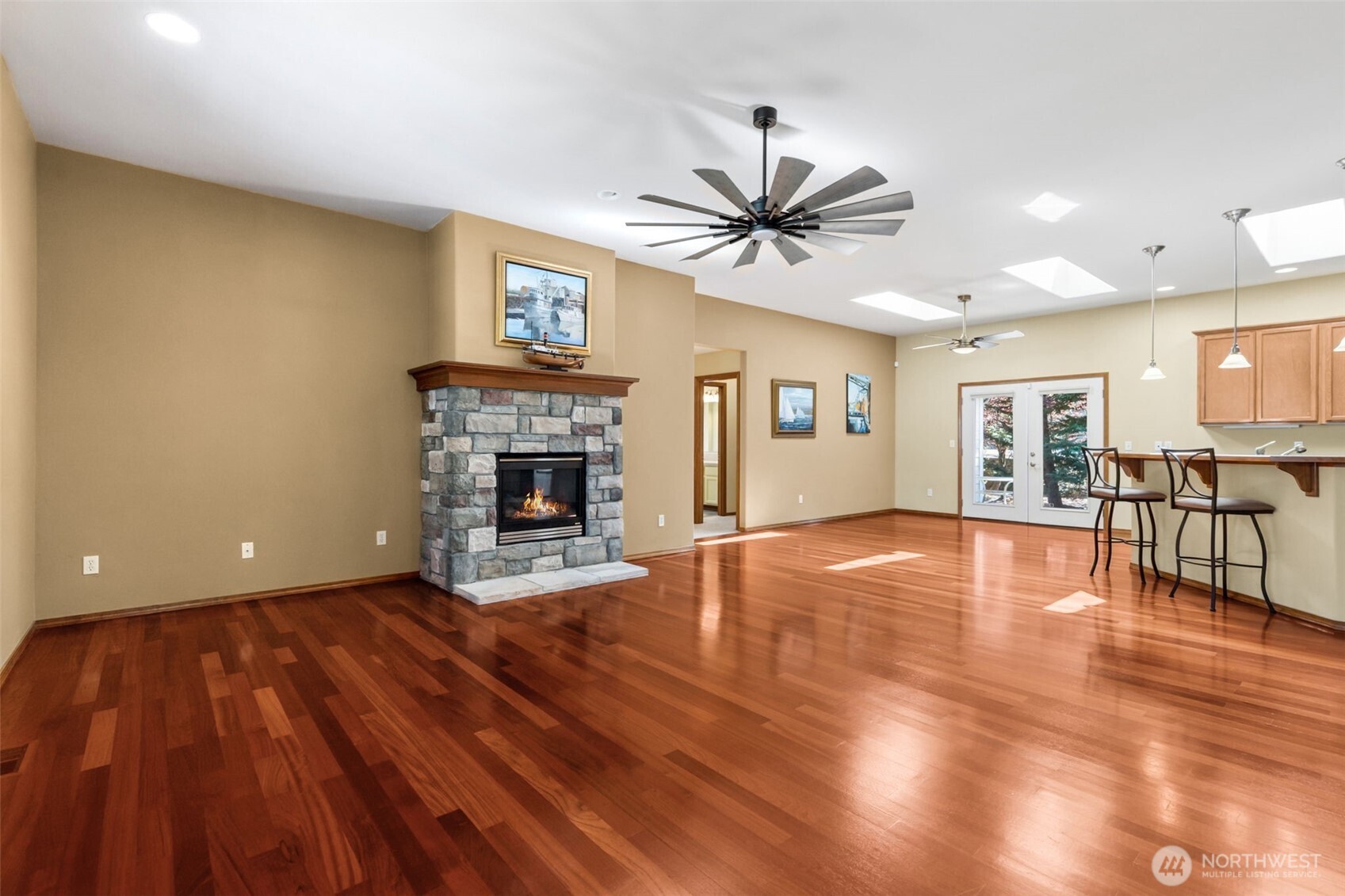 51 E Vine Maple Lane , Union, WA 98592