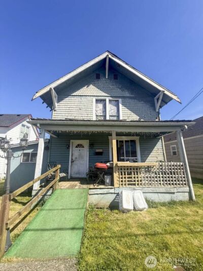 804 Monroe Street , Hoquiam, WA 98550