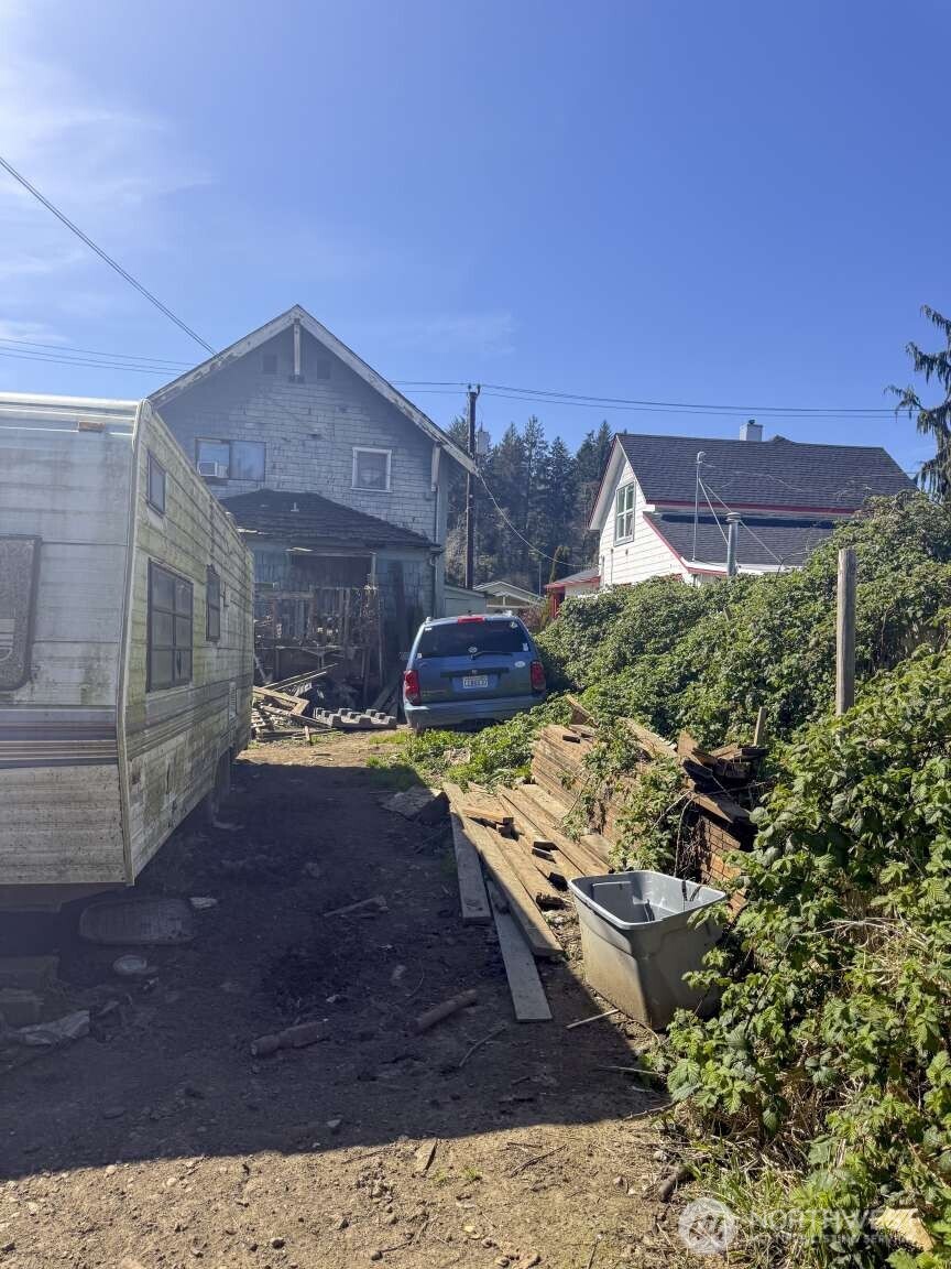 804 Monroe Street , Hoquiam, WA 98550