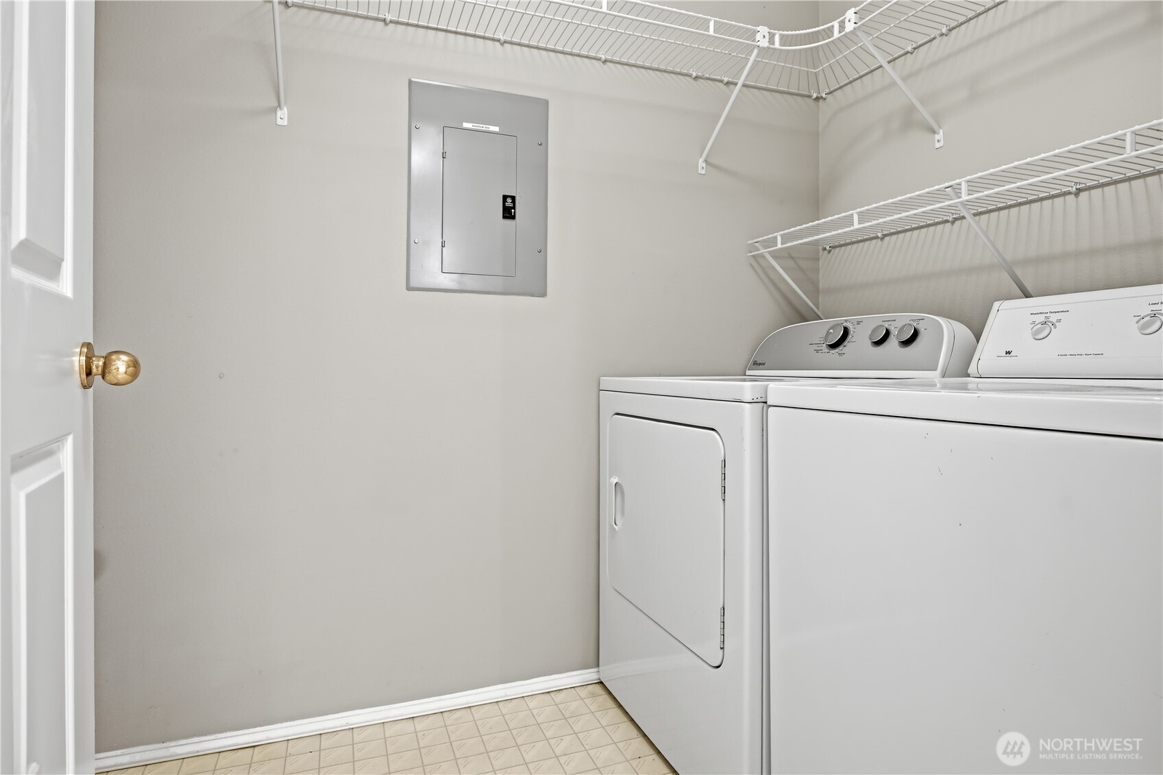 18210 73rd Avenue NE #201, Kenmore, WA 98028-2770