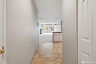 18210 73rd Avenue NE #201, Kenmore, WA 98028-2770 - Photo 23