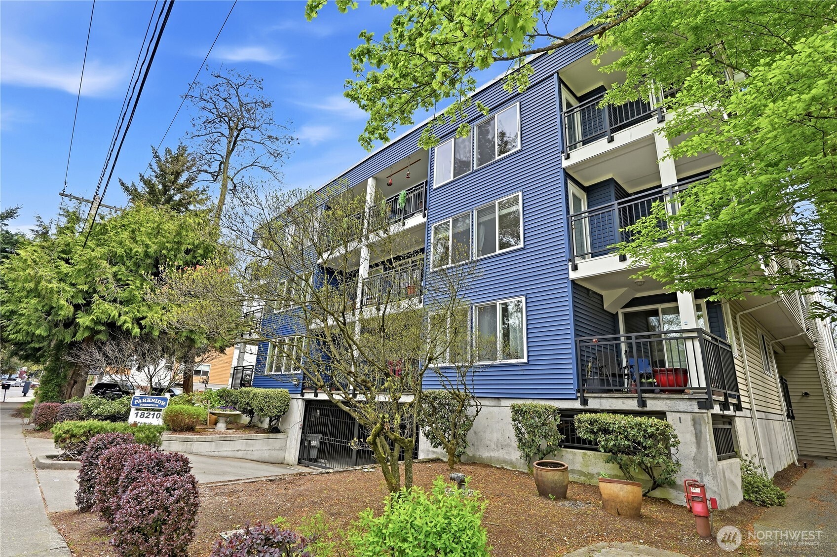 18210 73rd Avenue NE #201, Kenmore, WA 98028-2770