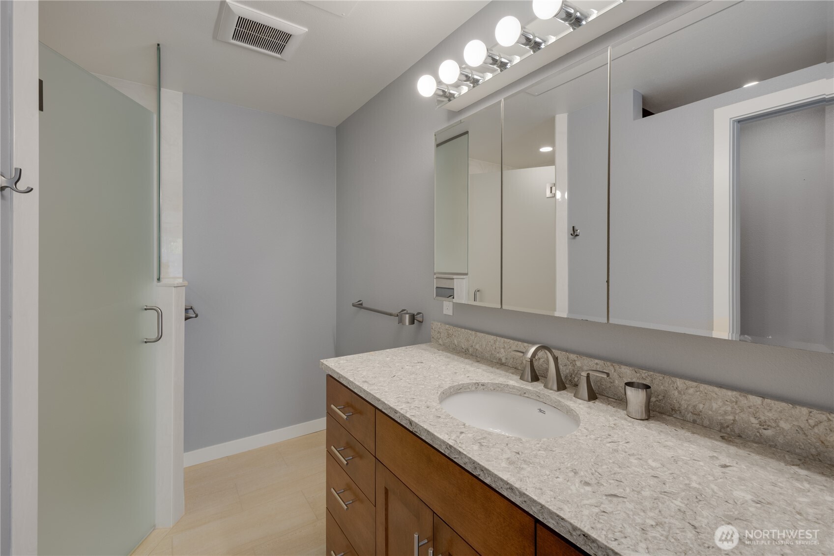 387 101st Avenue SE #202-F, Bellevue, WA 98004