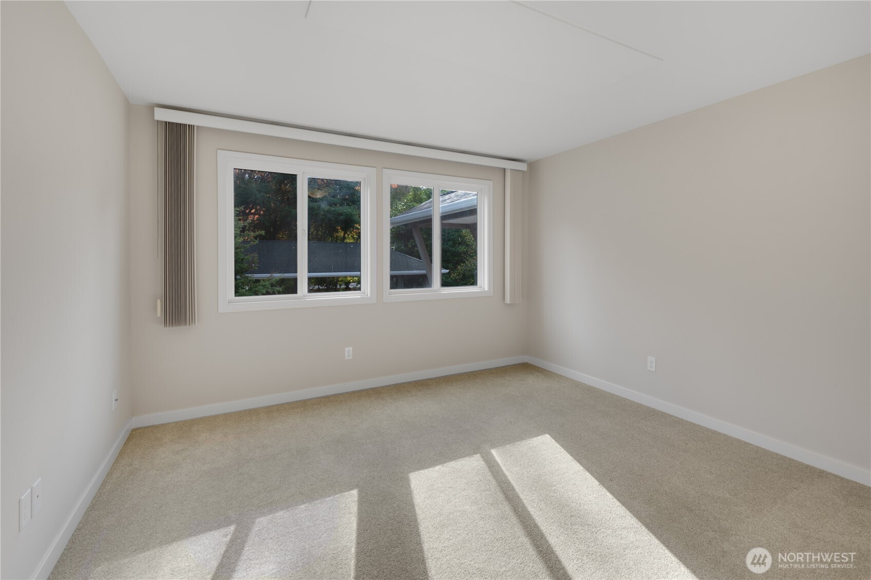 387 101st Avenue SE #202-F, Bellevue, WA 98004